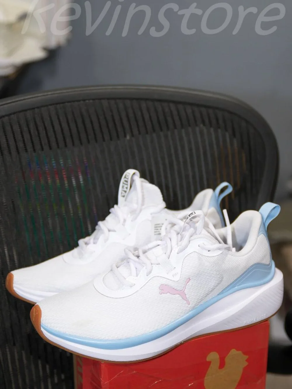 Puma women sneakers